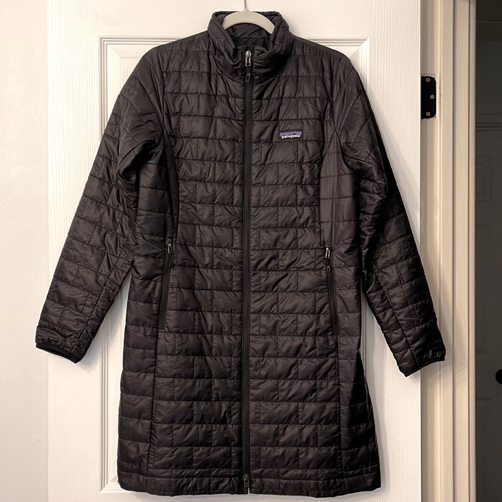 Patagonia women’s nano puff parka